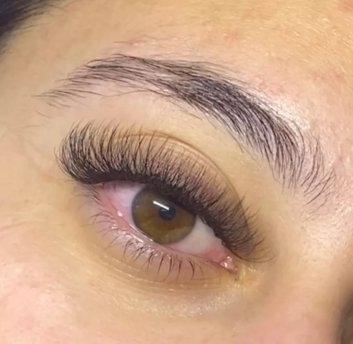 Enhance Your Look with Eyelash Extension Options