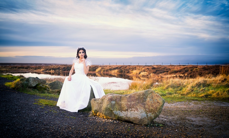 Image 4: Up to 56% Off on Wedding Photography at Avy Avo Ltd