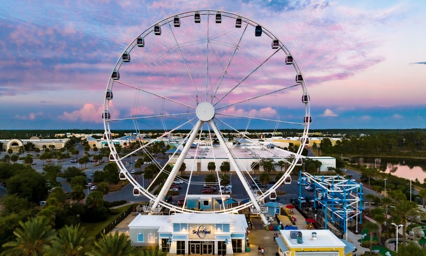 Ferris Wheel / Panoramic Wheel - SkyWheel - Panama City Beach | Groupon