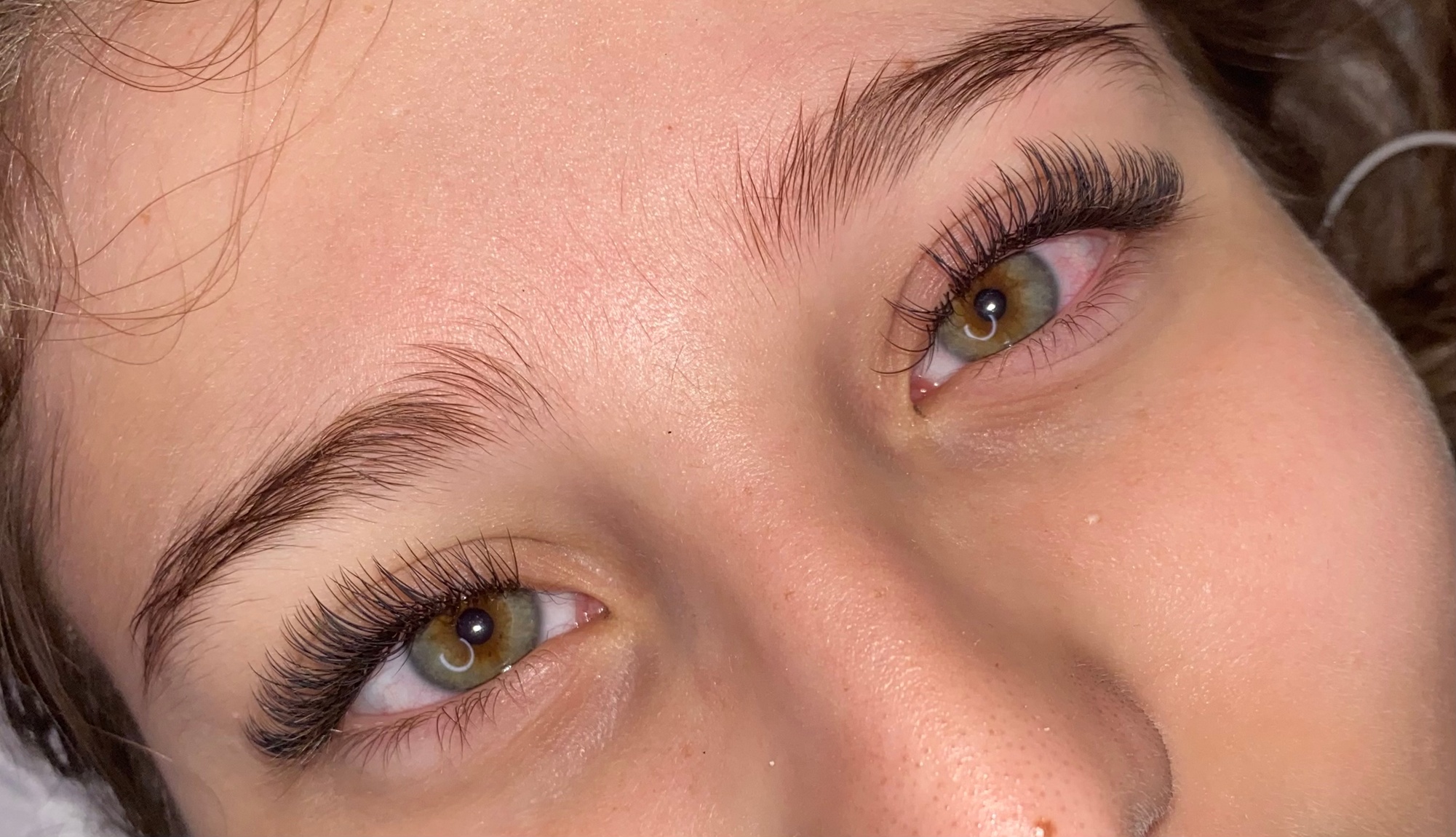 Up to 37% Off on Eyelash Extensions at Alerose Beauty
