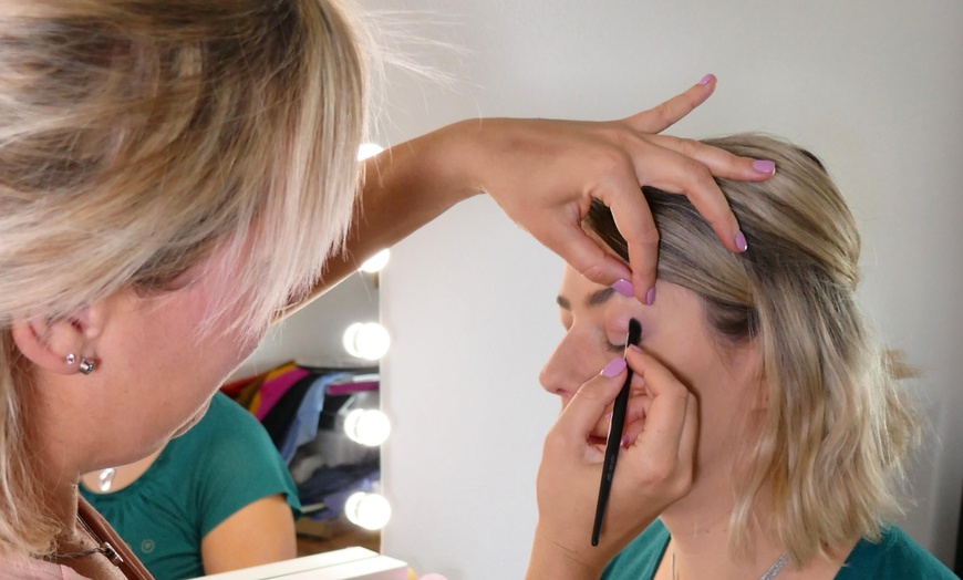 Image 2: Make-Up-Coaching und Schmink-Training für 1 oder 2 Personen