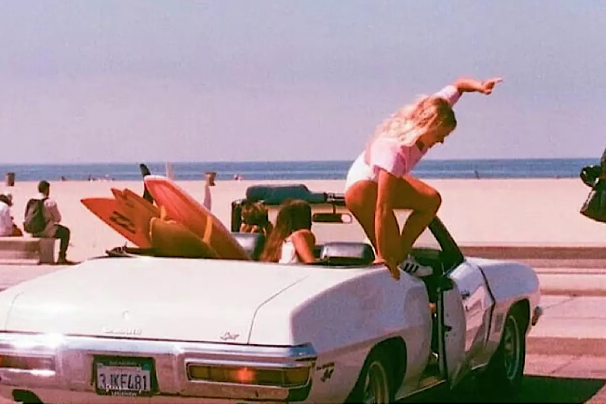 Up to 52% Off on Facial - Chosen by Customer at OohLaLa Littlebird - Primary Image