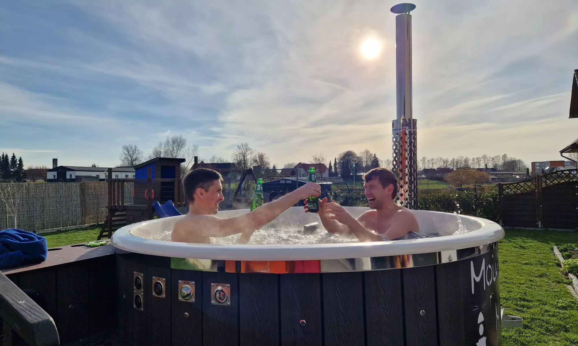 Bis zu 50% Rabatt auf Whirlpool bei Pool To Go Gbr - Primary Image