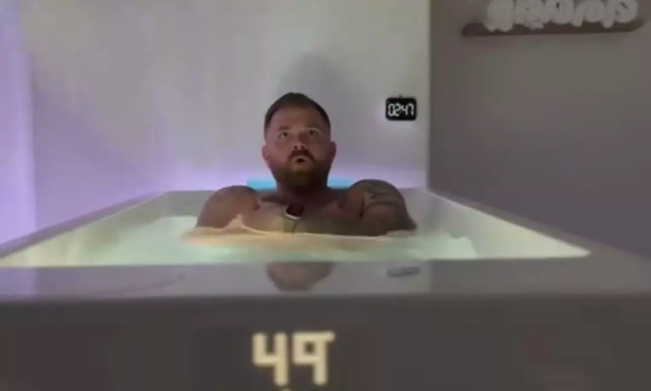 Experience EverGlo Studios' cold plunge therapy with options for two or five sessions, enhancing wellness up to 50% - Second Medium