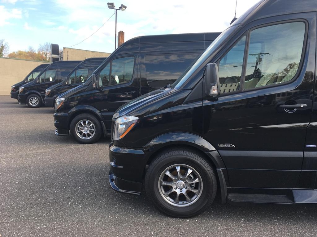 Custom Mercedes Benz and Cadillac Escalade Rides for Up To 10