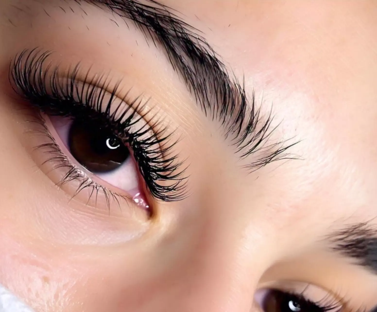 Up to 30% Off on Eyebrow Extensions