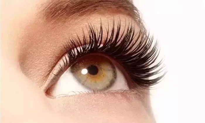Up to 51% Off on Eyelash Extensions at Lash Queen I