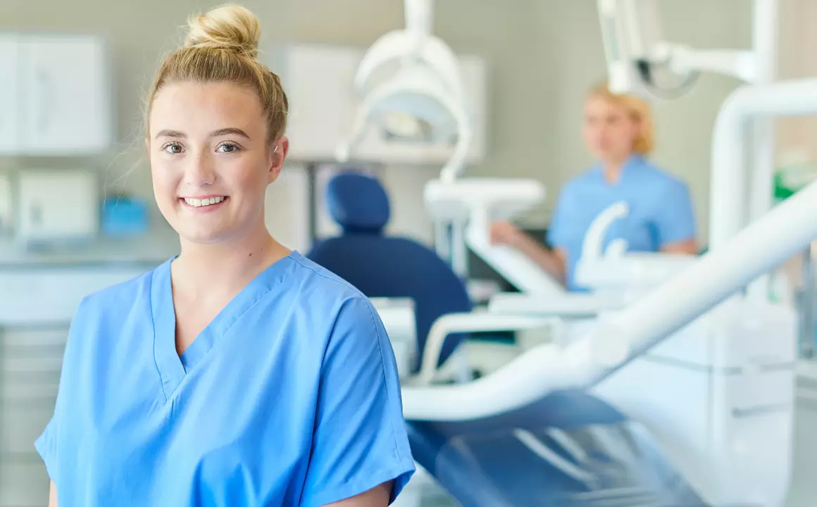 Dental Nursing Assistant Online Course at Training Express  40% Off - Primary Image