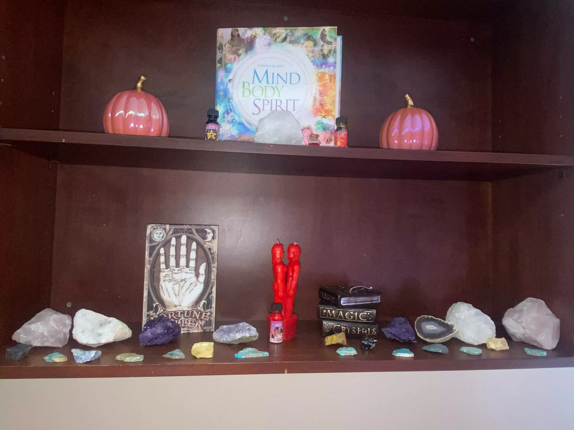 Past Present Future Psychic, Tarot Card, Palm, or Love Reading