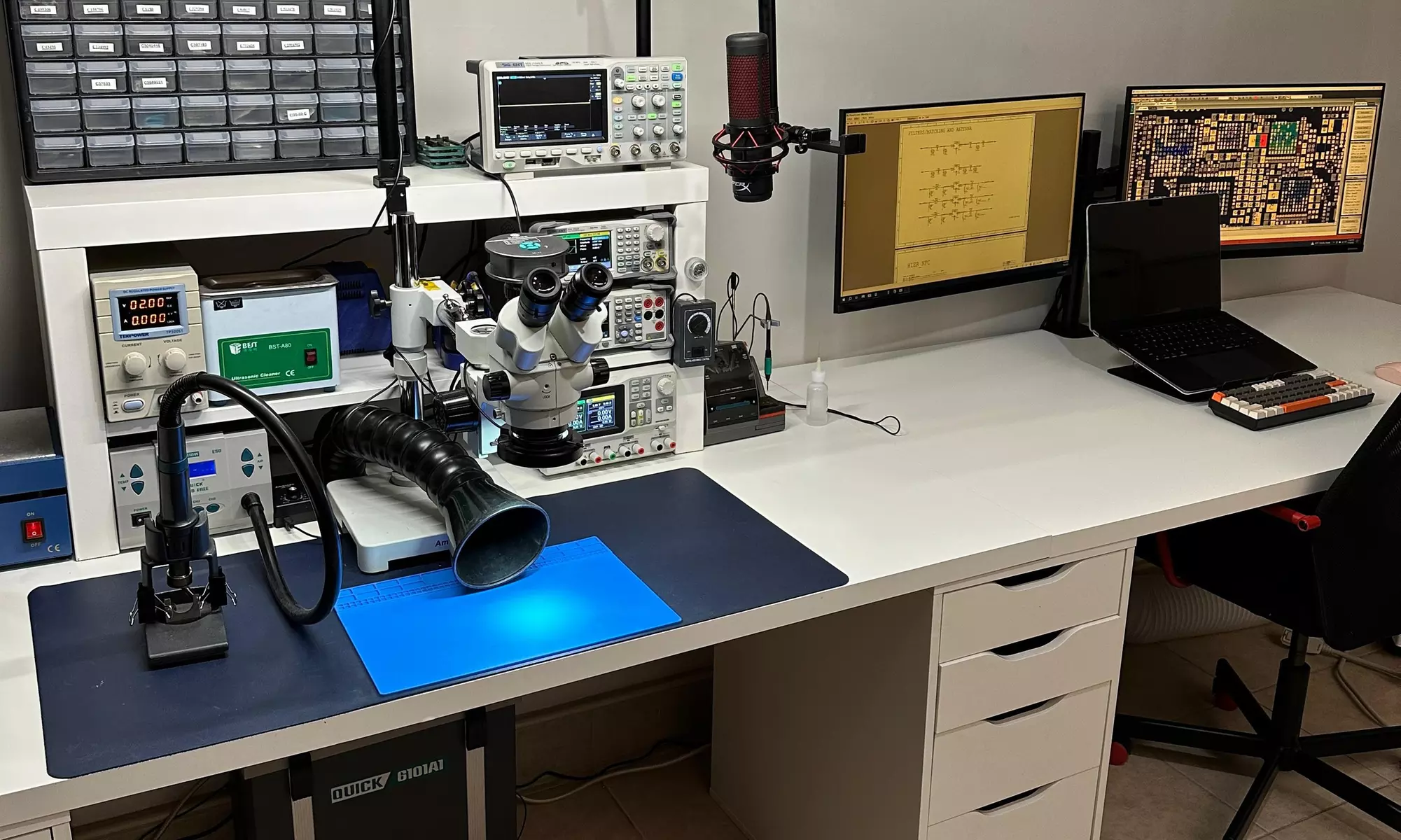 Up to 46% Off on On Location Cell Phone Repair at FIXBOARD - Second Medium