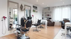 Forfait coiffure avec option coloration ou balayage à Maison Nina (jusqu'à 62% de remise)