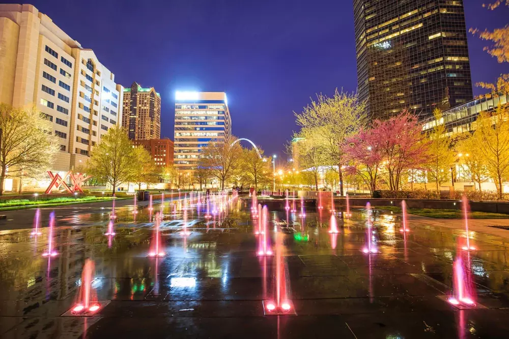 Explore St. Louis with a thrilling scavenger hunt adventure
