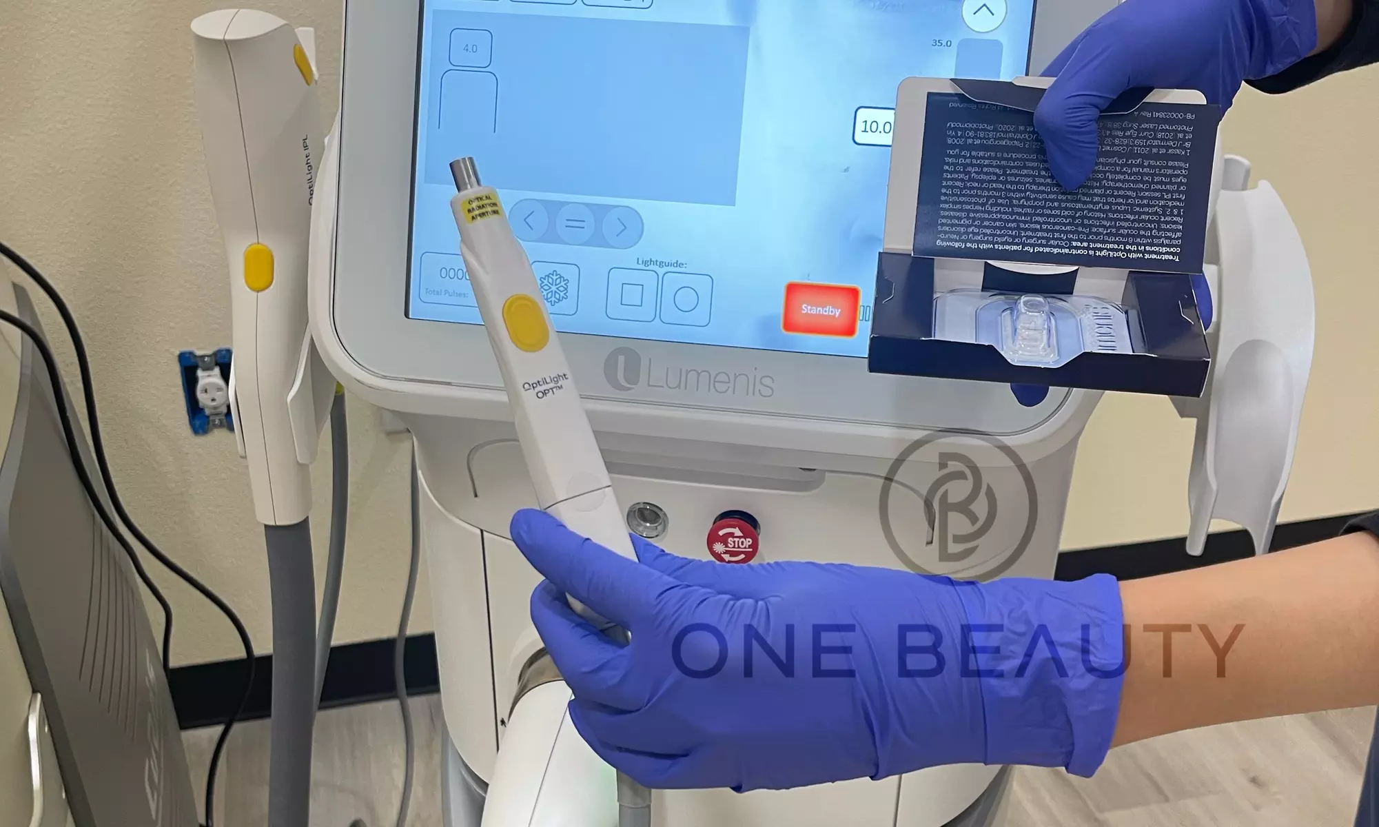 Up to 51% Off on Dark Circle/Under Eye Treatment at One Beauty Aesthetics