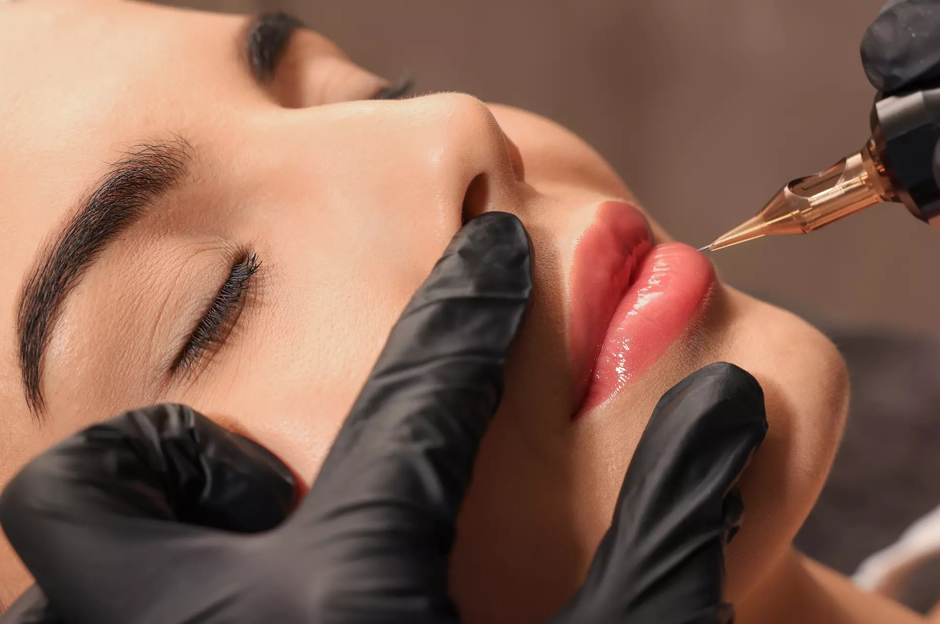 Up to 55% Off on Permanent Makeup at Daisys Dash of Beauty