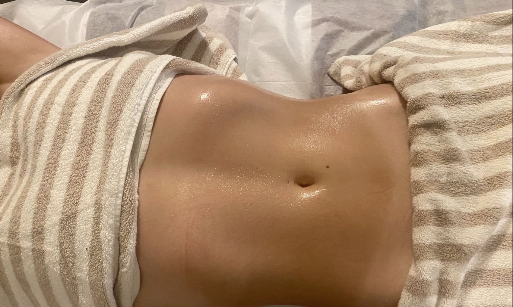 Relax with One 60 or 90-Minute Lymphatic Spa Treatment