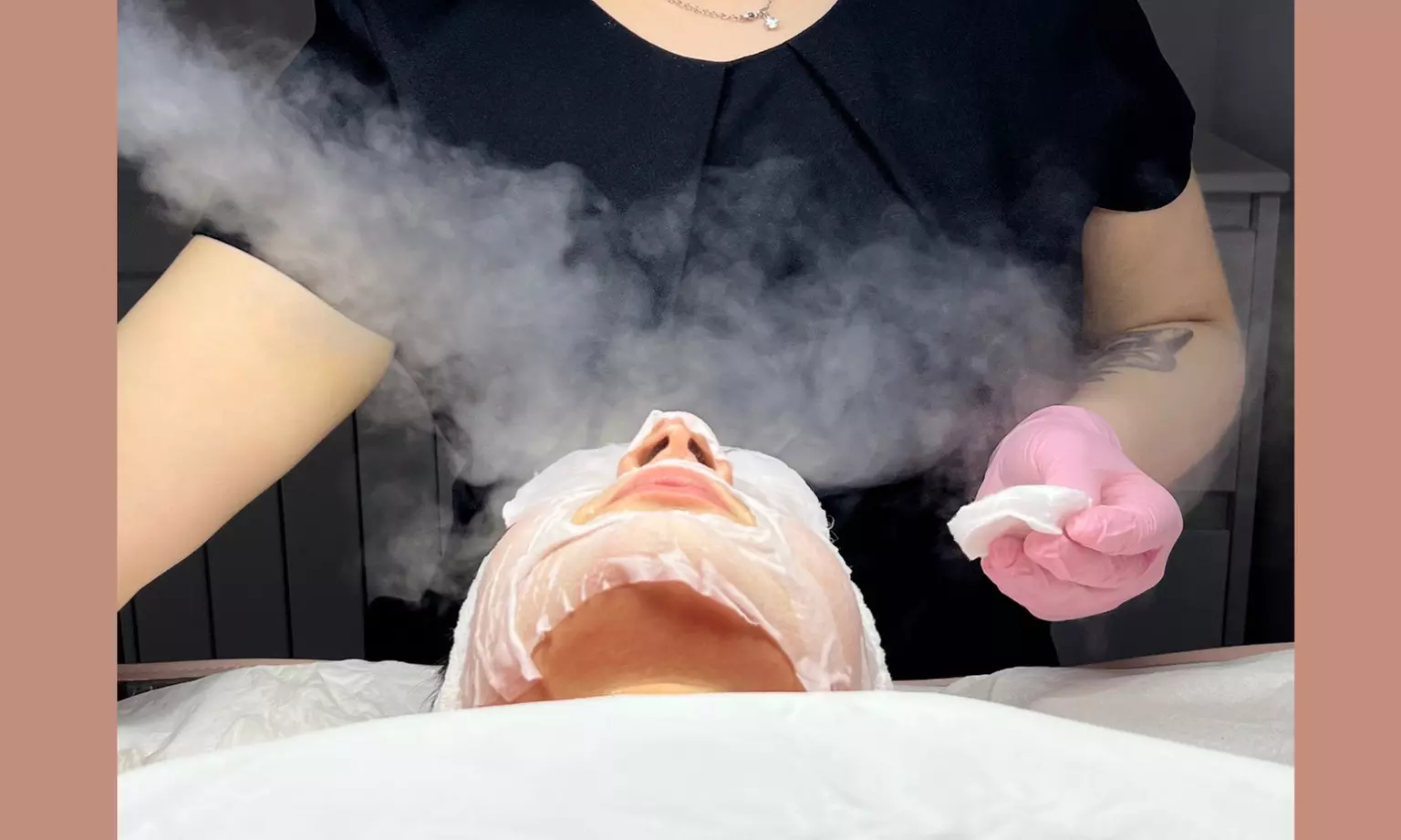 Standard or Premium 60-Min or 90-Min Facial