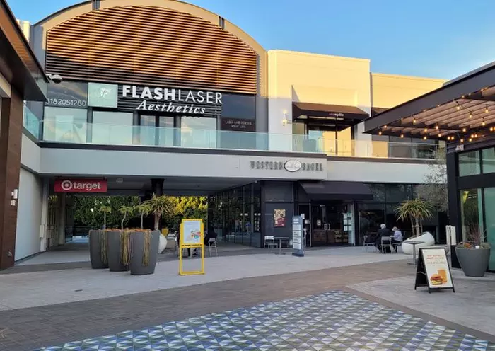 HydraFacial Deluxe with Power Booster and LED Red Light at FlashLaser