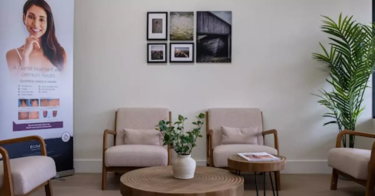 One Detox (or) Clear & Control (or) Bright & Balance Facial