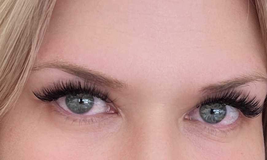 Image 2: Transform Your Lashes w/ Individual or Classic Mink Eyelash Extension