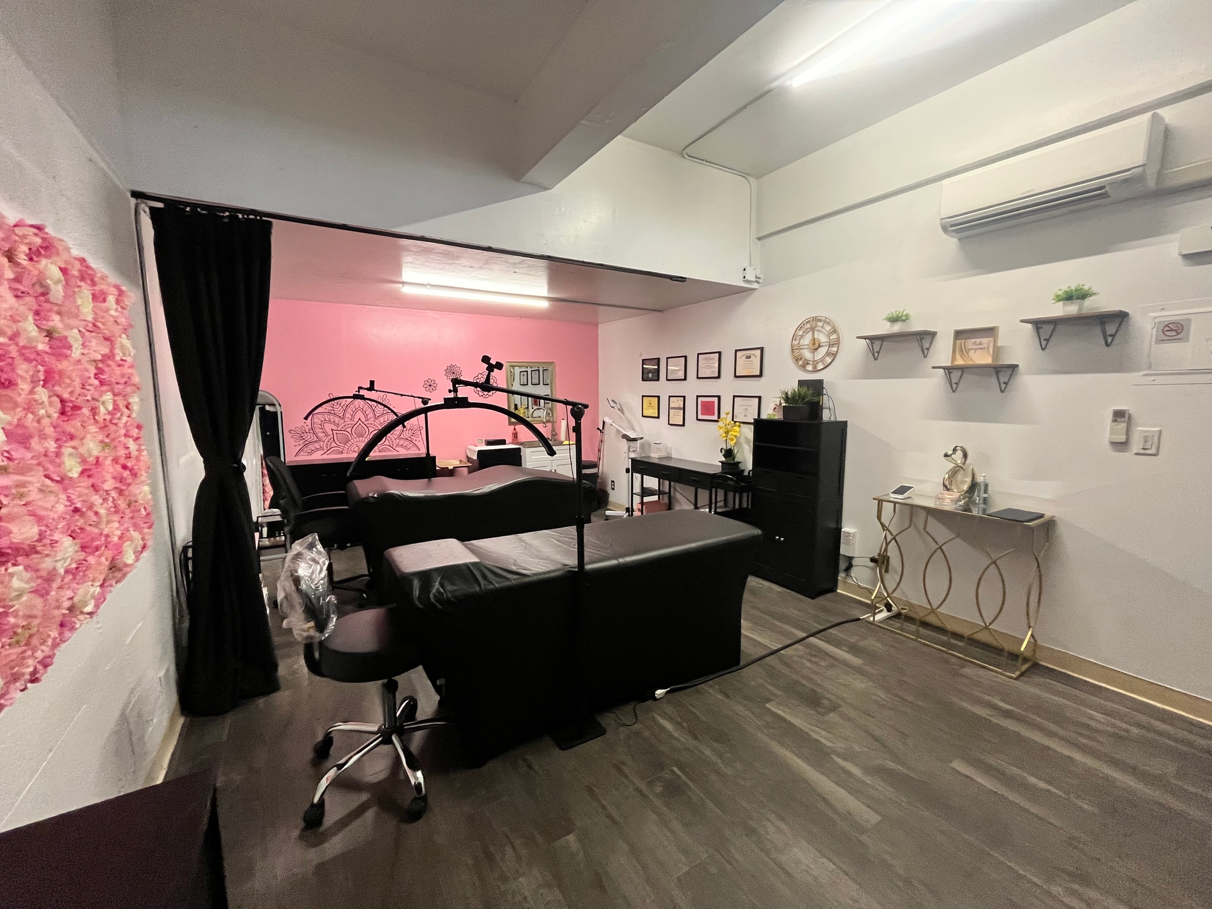 Up to 48% Off on Eyelash Extensions at Bella Brows by Mia LLC - Primary Image