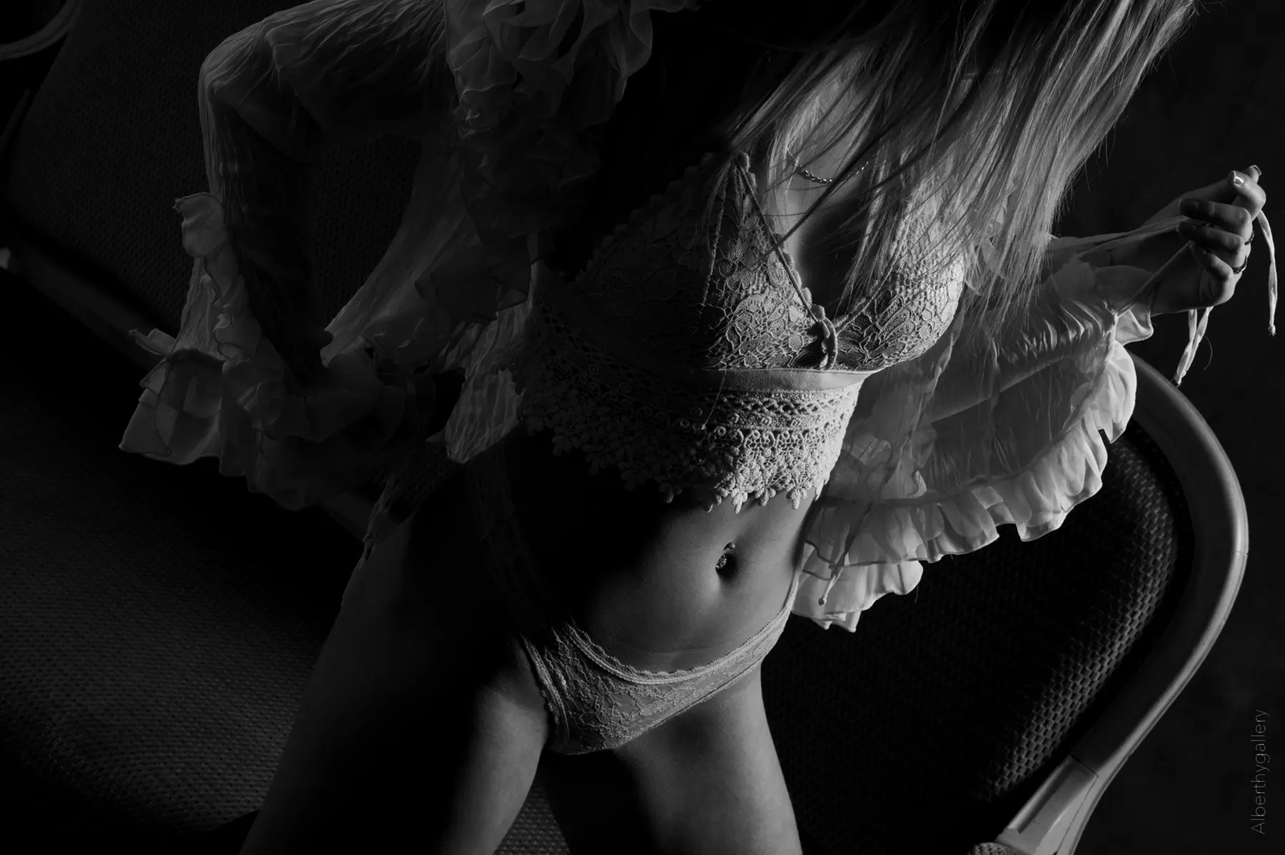 Séances photos "boudoir" intimes estime de soi et mise en valeur avec Alberthy Gallery (jusqu'à 81% de remise)