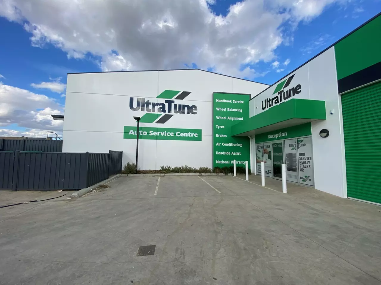 Car Service, Diagnostic Scan,12 Months Roadside Assist & Courtesy Car