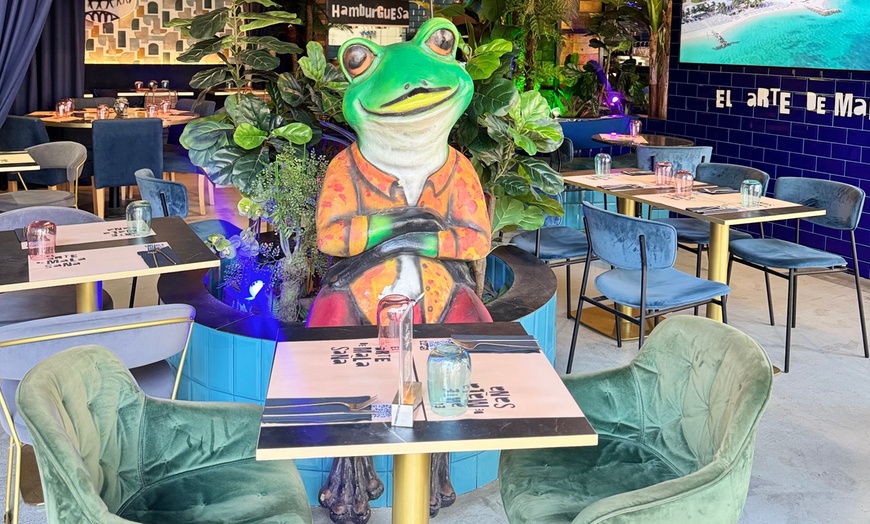 Image 5: Sabores internacionales: menú con todo incluido para 2 o 4 personas 