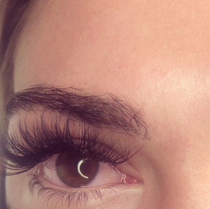 Transform Your Look with  Classic, Hybrid, or Mini Eyelash Extensions