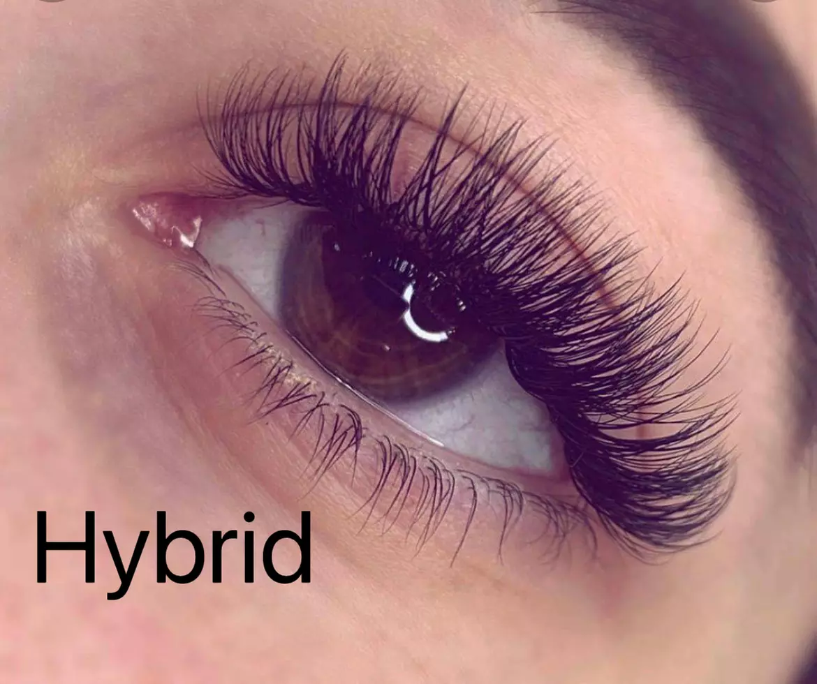 Full Set Lash Extensions for a Fuller, Longer Look