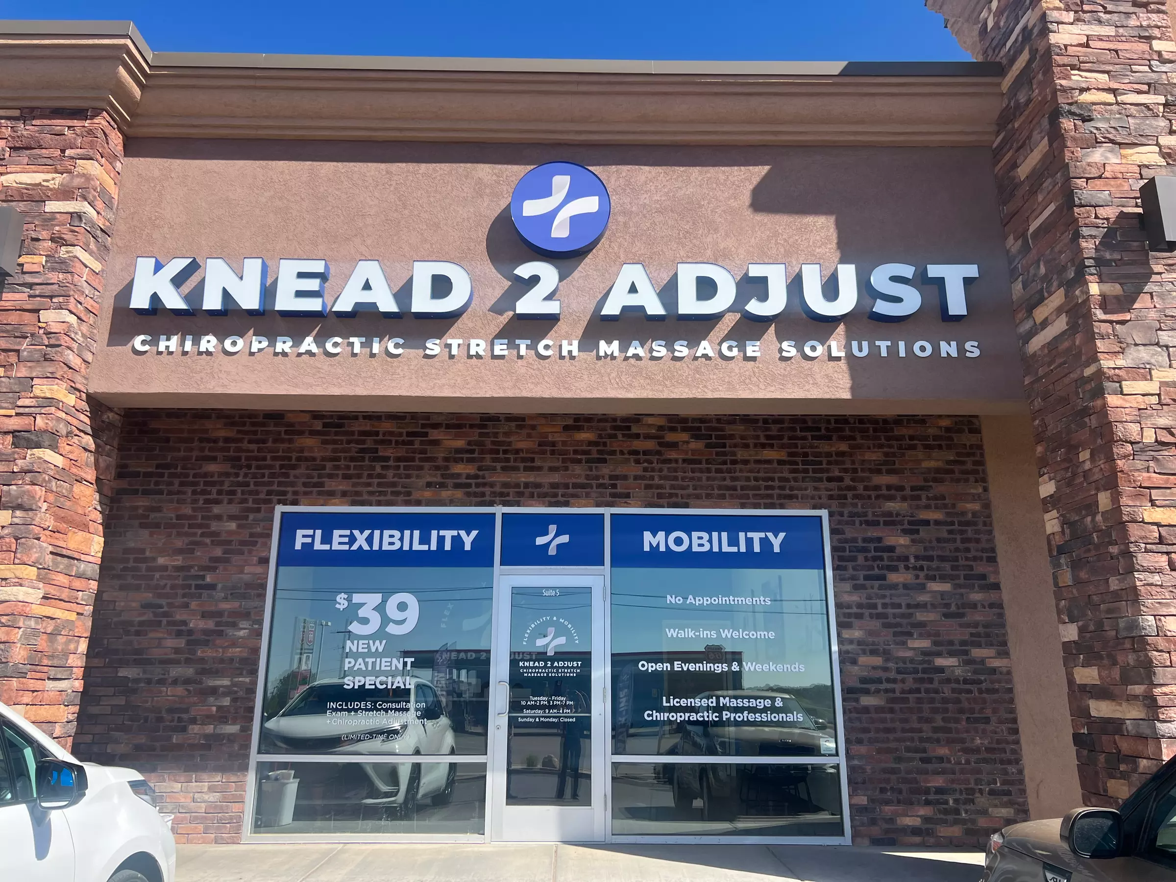 Up to 52% Off on Chiropractic Services at Knead 2 Adjust