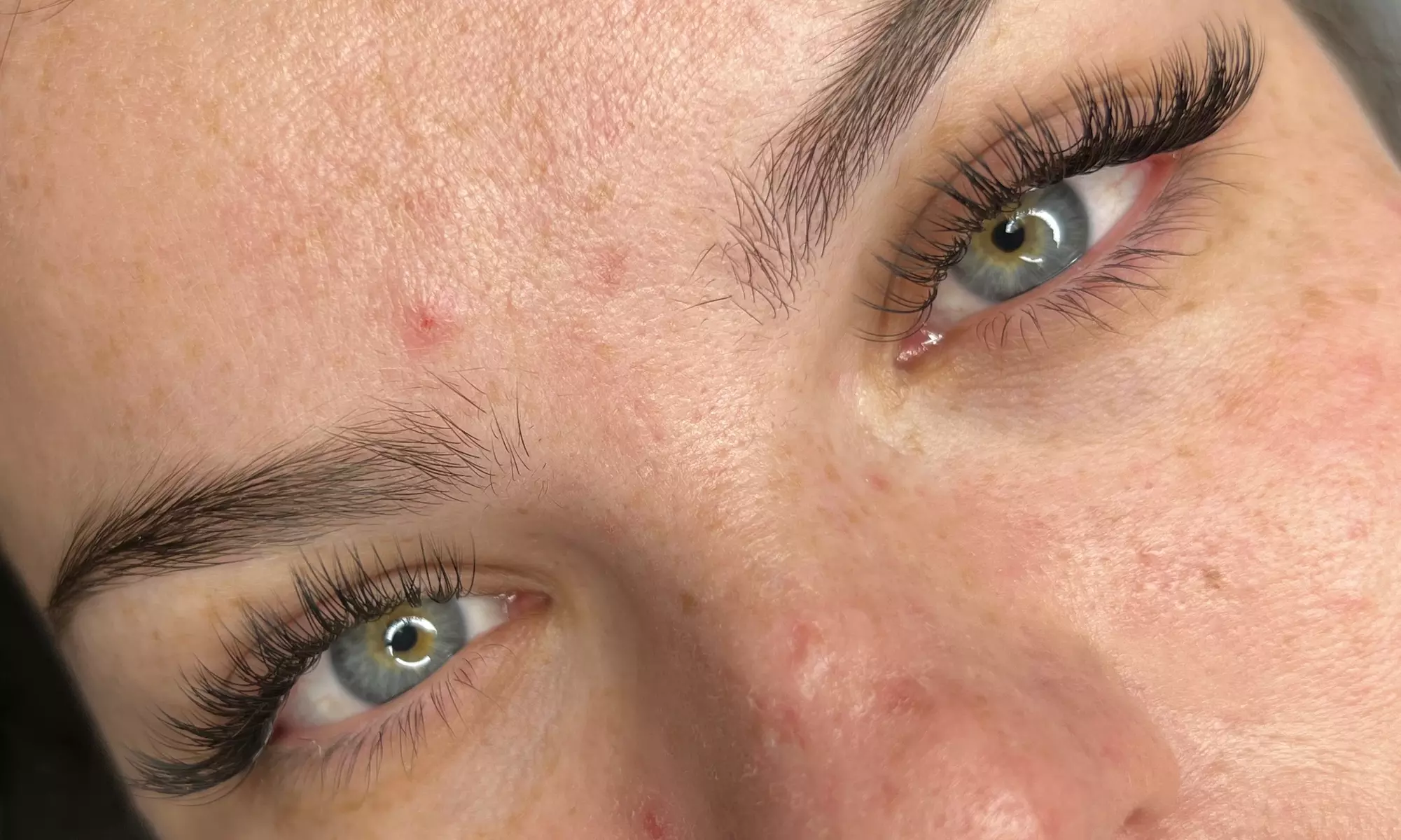 Unlock Your Glam: Transform Your Look with Stunning Eyelash Extensions