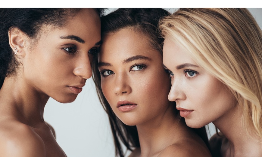 Image 1: Gesichtsbehandlung oder Spezialbehandlung für Problemhaut für 1 Person