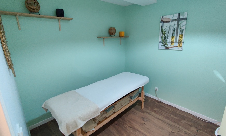 Image 4: Jusqu'à 34% de remise sur Massage - Couples chez CONCEPT SPA Massage/Epilation/Jacuzzi