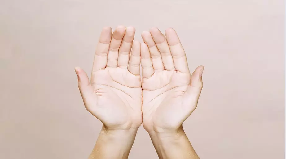 Relax with One-on-One, Four-Hand or Couple Reiki Healing Session