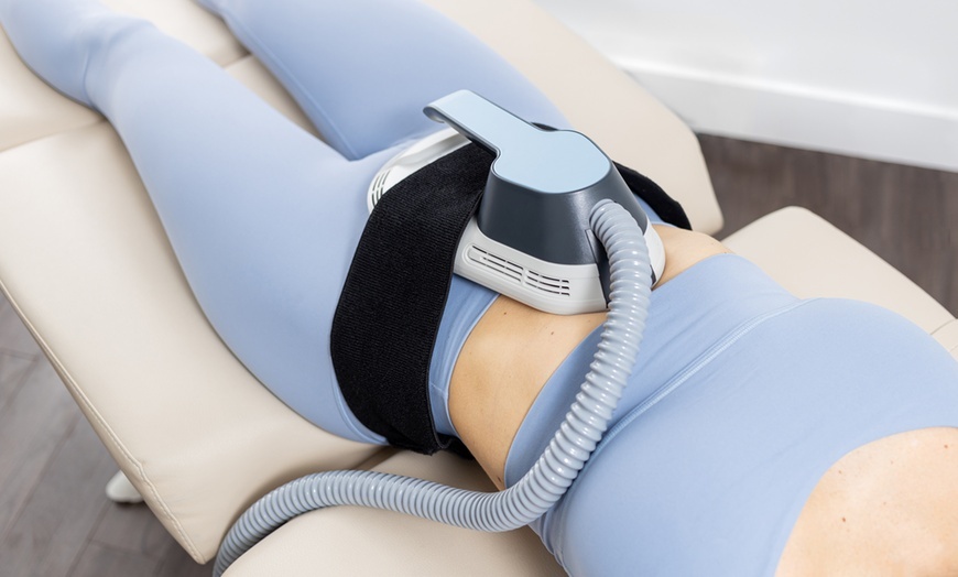 Image 2: EMS (Electrical Muscle Stimulation) at Ennove Beauty & Detox Clinic