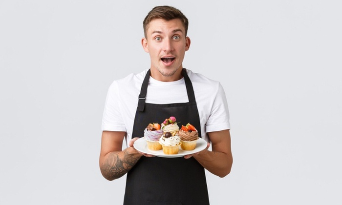 Learn how To Bake and Decorate Cupcakes with Our Online Course