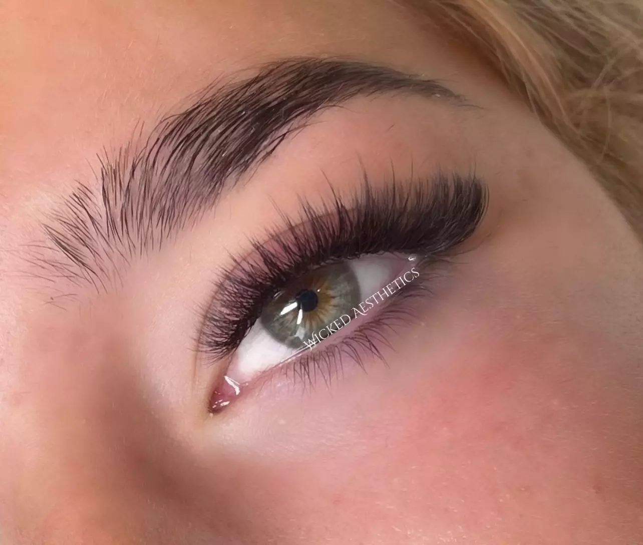 Eyelash Extensions: Classic, Hybrid, Lift & Tint Options