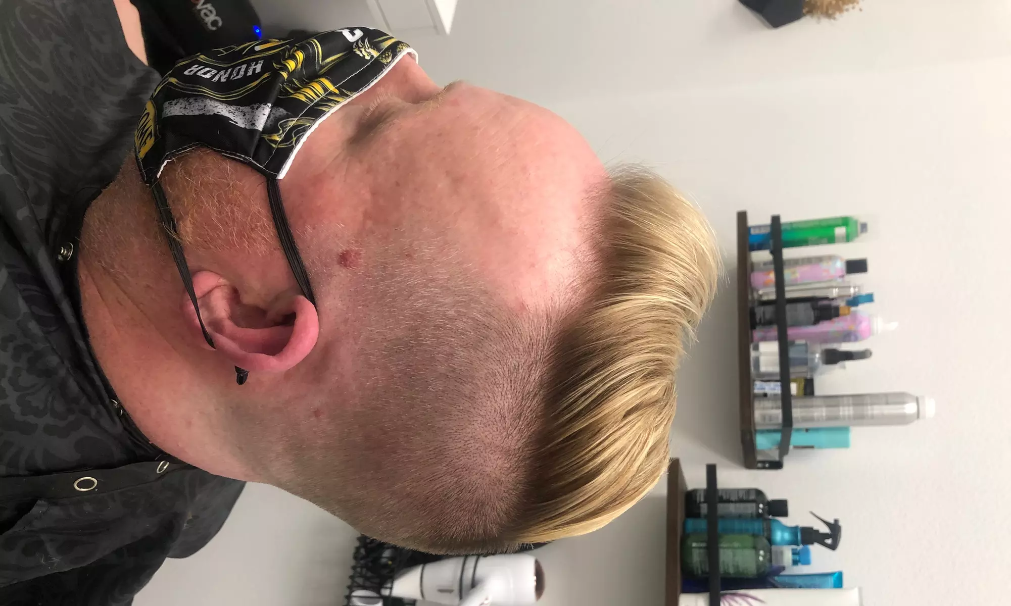 Men's Haircut, Scalp Massage & Style in Under 30 Minutes