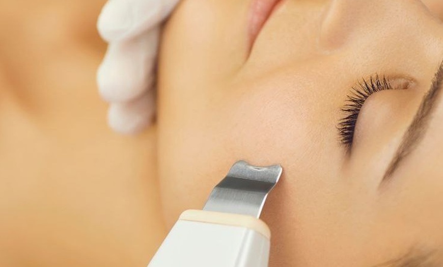 Image 1: Bis zu 56% Rabatt auf den Kosmetische Gesichtsbehandlung bei Gym for skin Kosmetiksalon