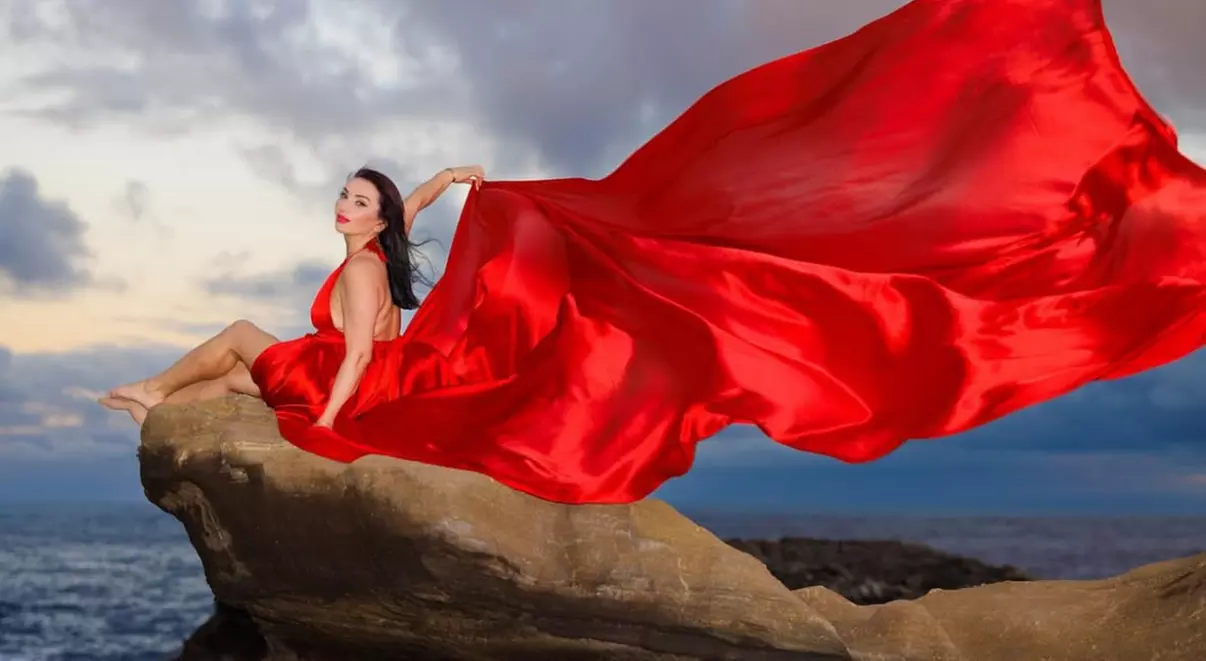 Experience Vintage Charm with Flying Dress Photoshoot at Oahu Photography (Up to 55% Off) - Primary Image