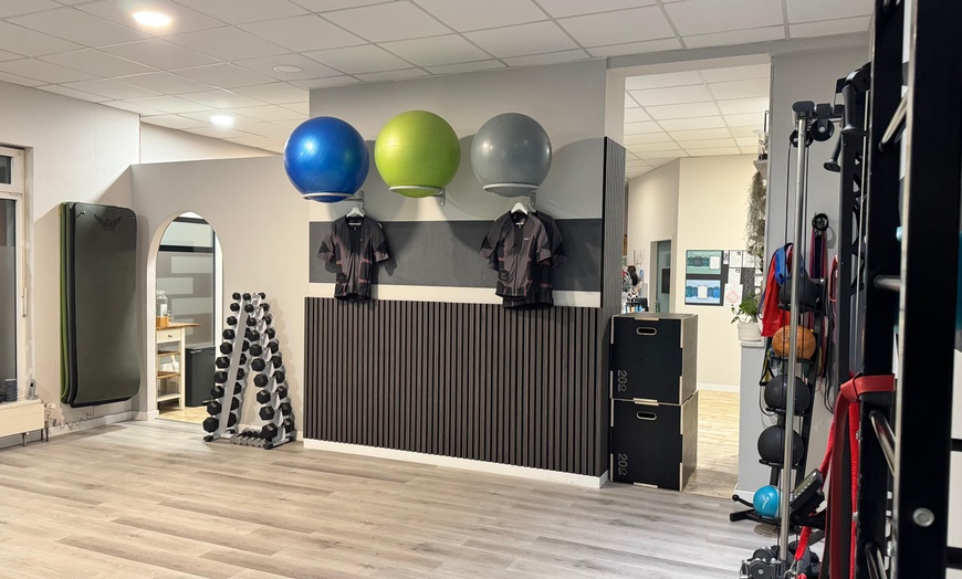 Image 1: Bis zu 75% Rabatt auf den Gewichtsmanagement-Programm bei höhenflug EMS-Training in Neuenhagen bei Berlin