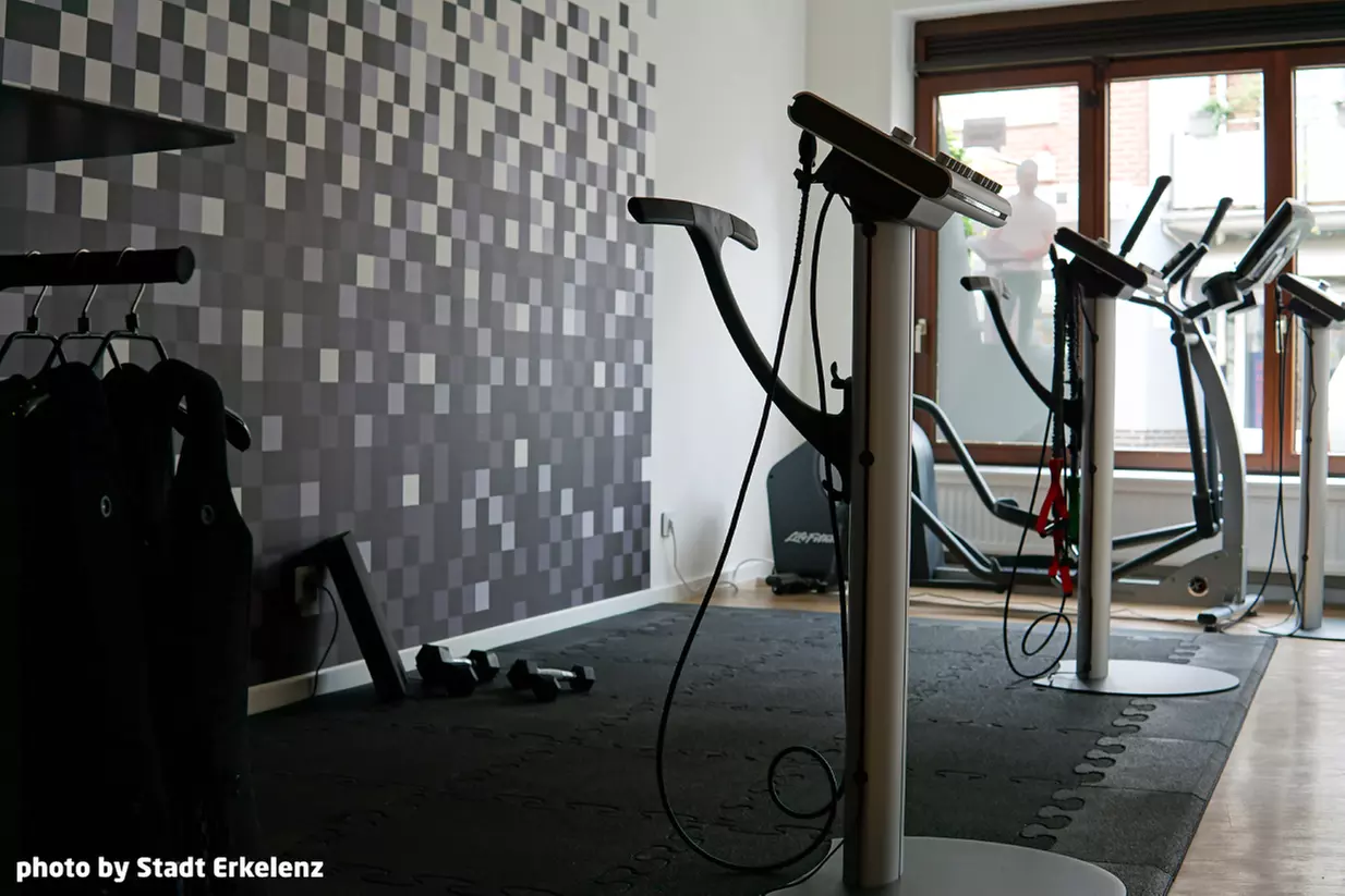 Bis zu 78% Rabatt auf EMS (elektrische Muskelstimulation) bei fitbox Erkelenz City