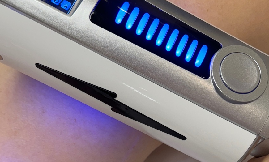 Image 3: Endosphere therapy lymphatic drainage session choices