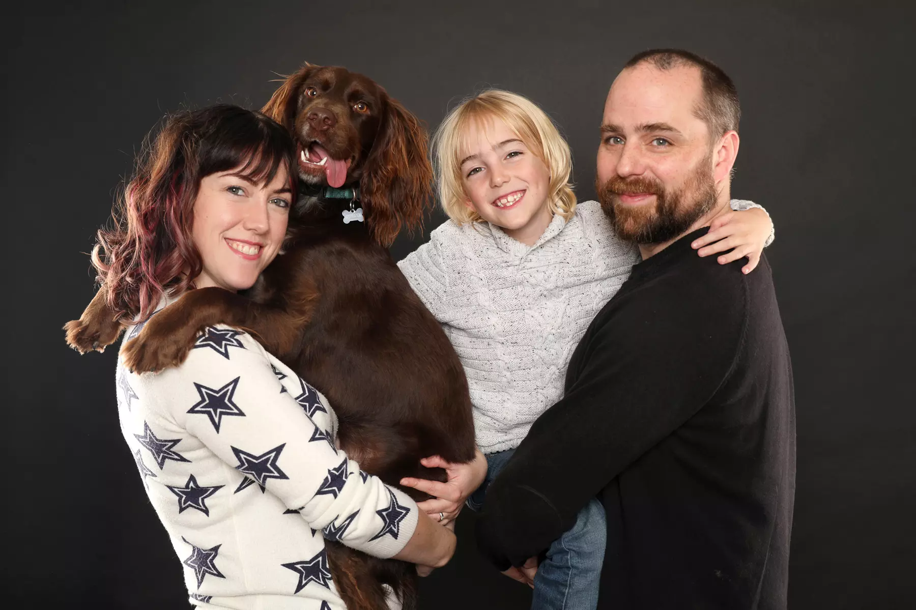 Family Photoshoot with Complimentary Print at Peekaboo