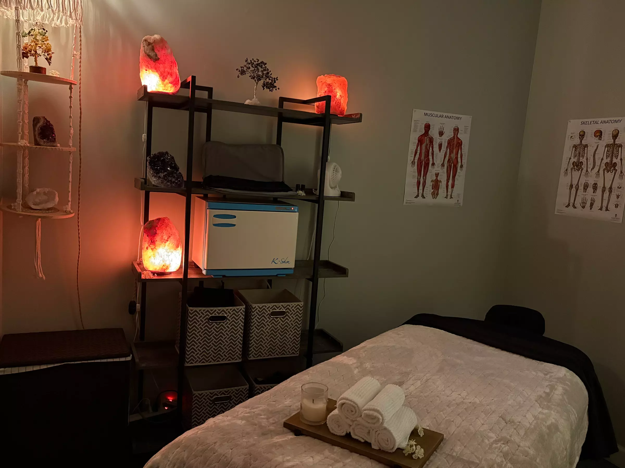 Enjoy One, Three 60-Min or One 90-Min Massage of Your Choice