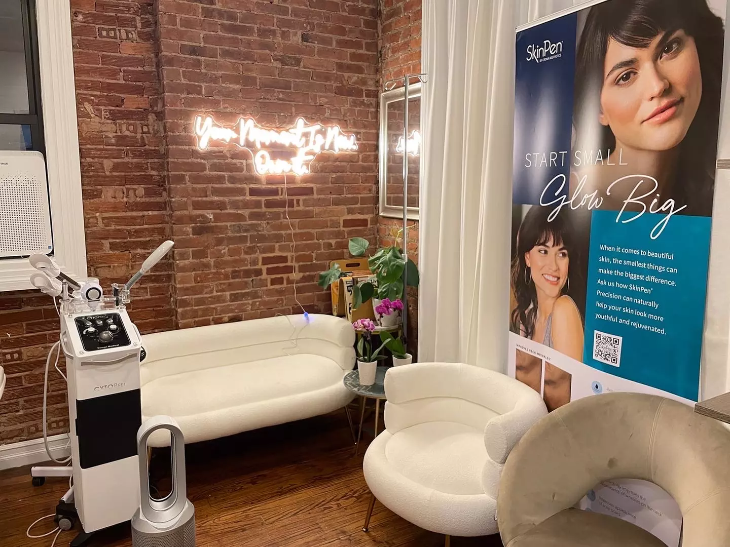 Up to 46% Off on Facial at JLoo Beauty Experts - Primary Image