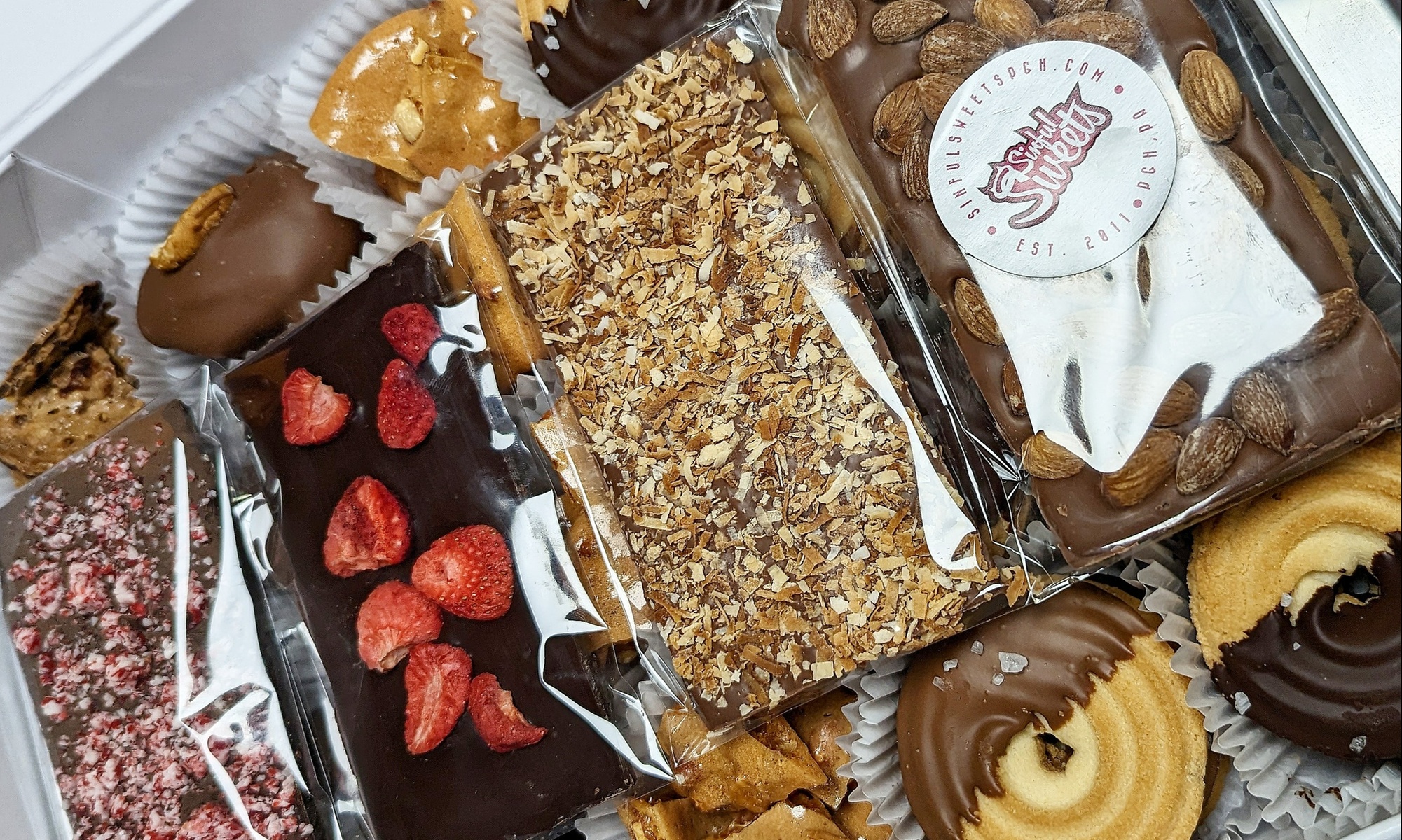 Delicious Desserts for Any Day: Cupcakes, Cookies & More
