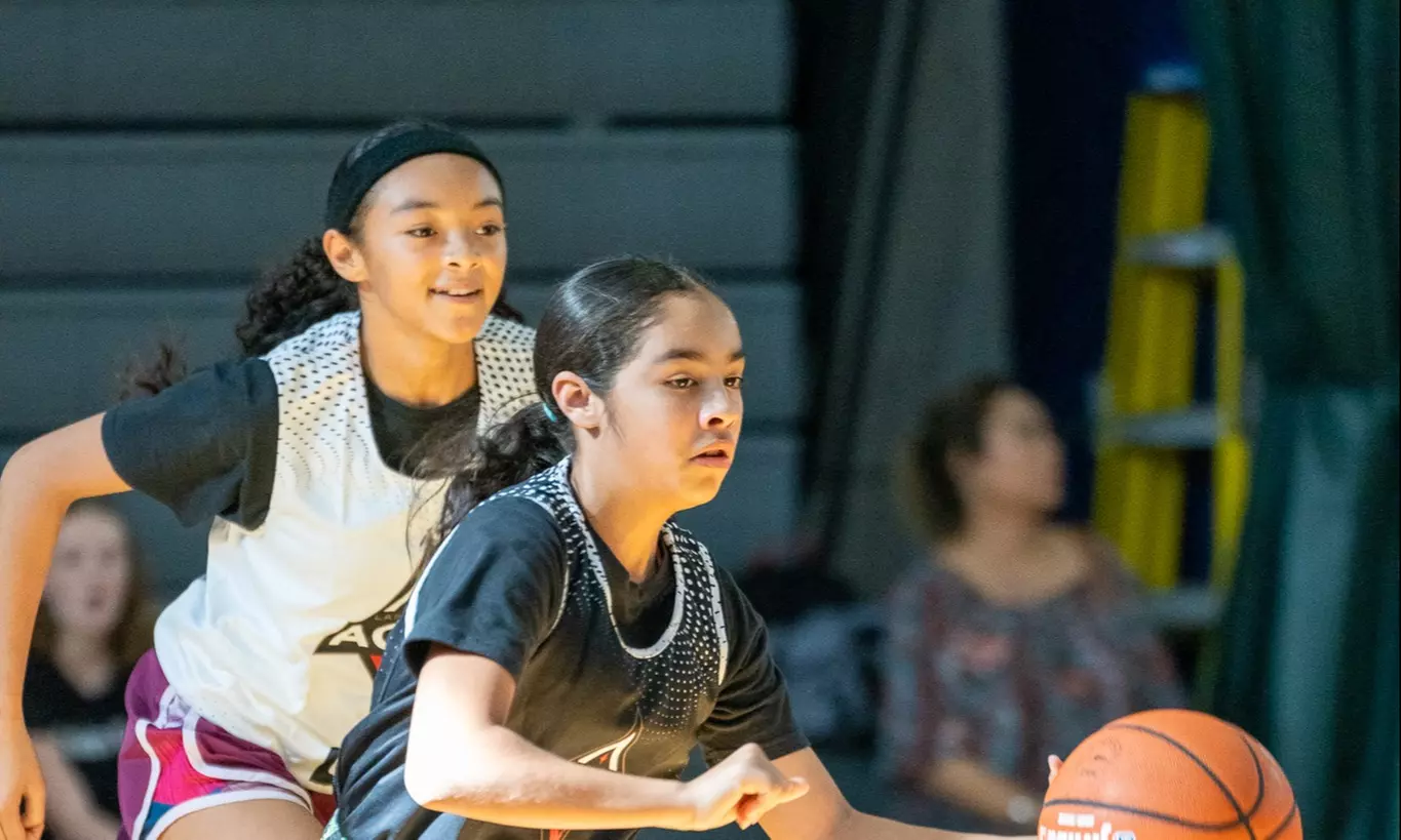 Up to 46% Off on Basketball at Jr.NBA BASKETBALL LEAGUE - Second Medium