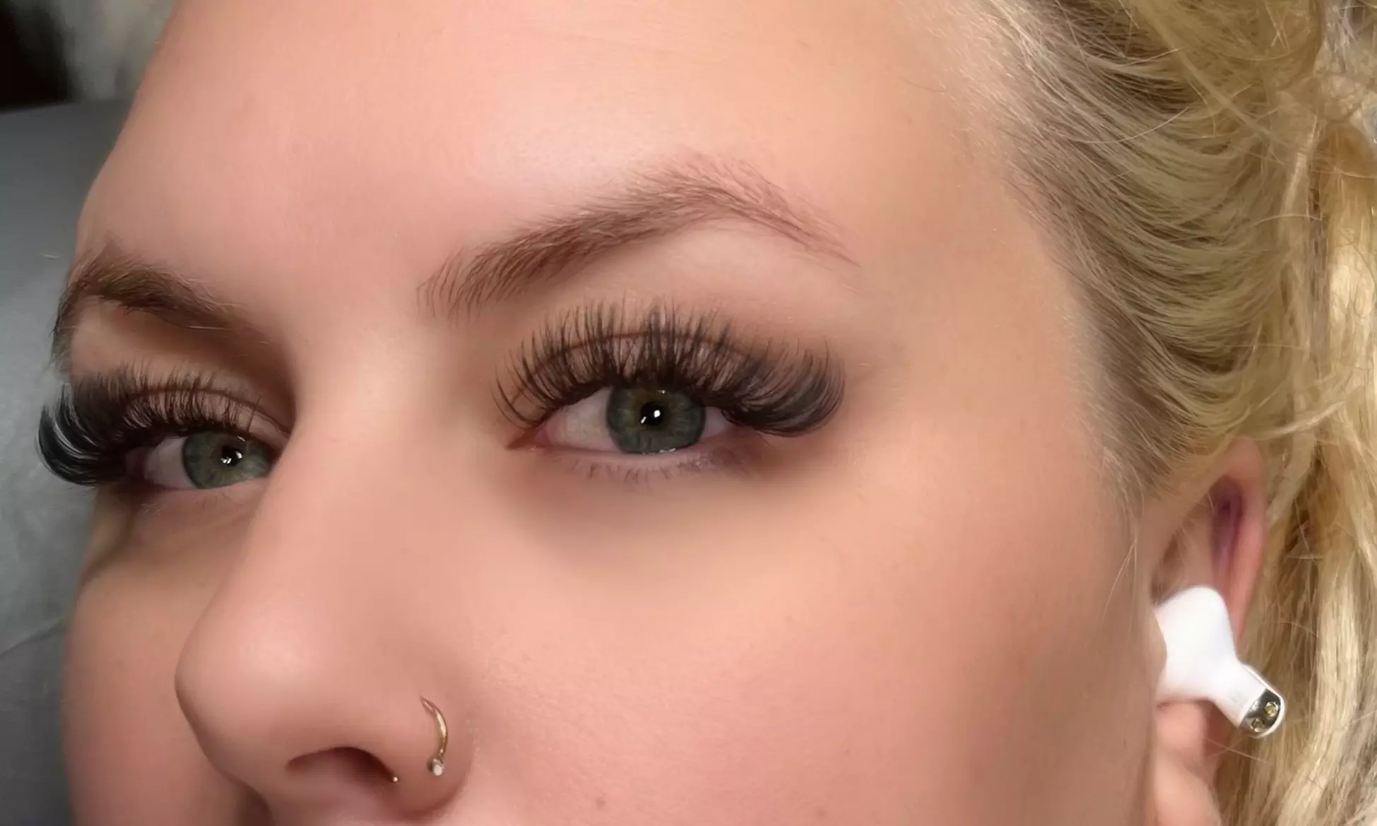 Transform Your Look with Three Unique Eyelash Extension Sets