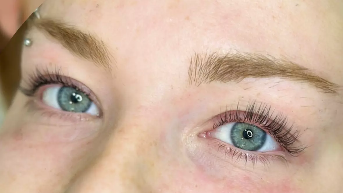 Up to 56% Off on False Eyelash Application at La Bella Beauty Bar